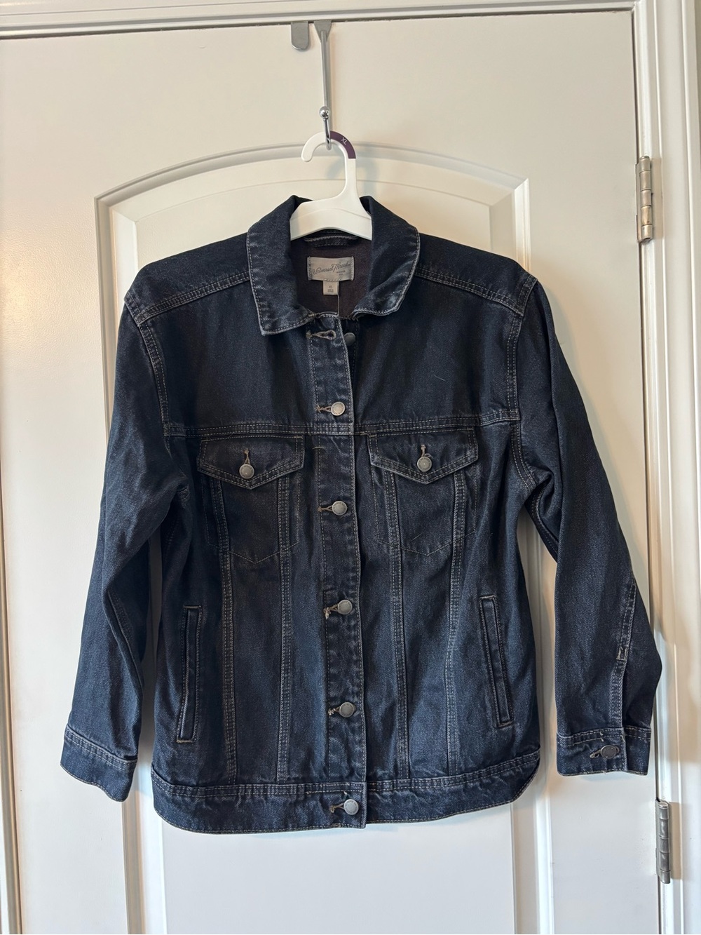 New Universal Thread Dark Indigo Denim Jacket with Contrast Stitching - Picture 1 of 5